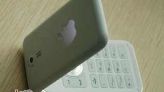 The Dumb iPhone That Thinks It's a MacBook
